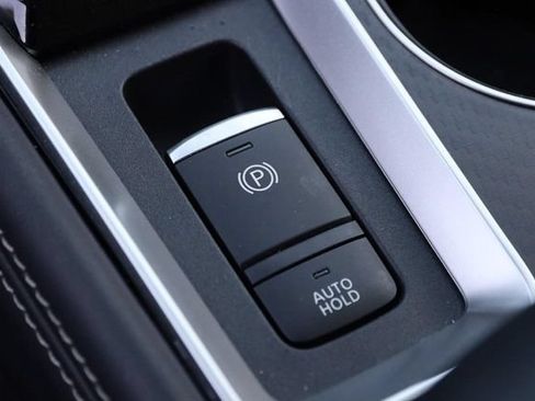 Certified 2025 Nissan Altima 2.5 SV w/ SV Premium Package FWD image 21