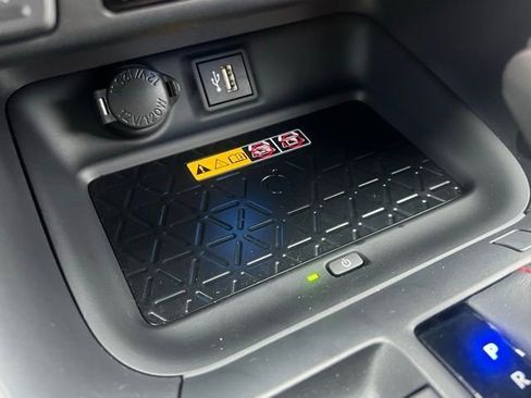 Certified 2025 Toyota RAV4 XSE image 37