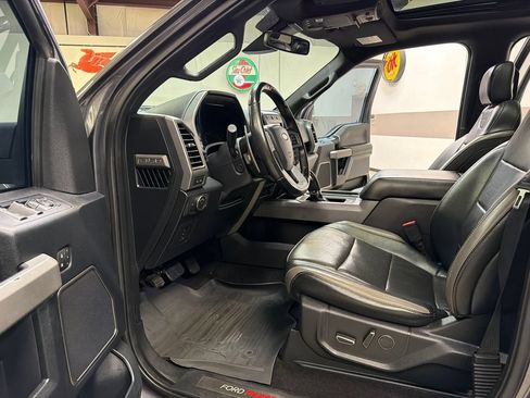 Used 2018 Ford F150 Raptor w/ Equipment Group 802A Luxury AWD/4WD image 23