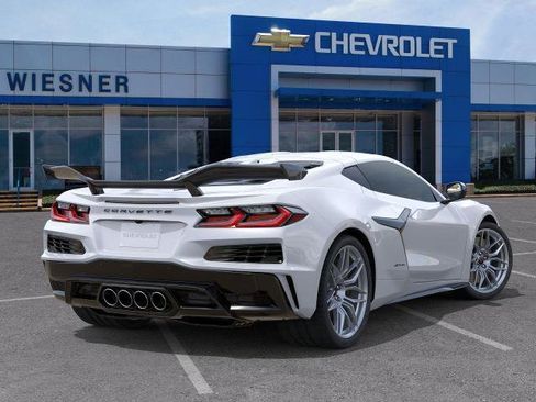 New 2025 Chevrolet Corvette Z06 w/ Z07 Performance Package image 4