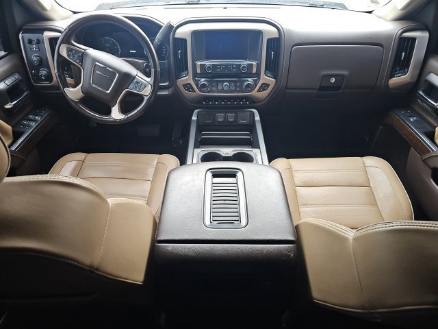 Used 2019 GMC Sierra 2500 Denali w/ Duramax Plus Package AWD/4WD image 10