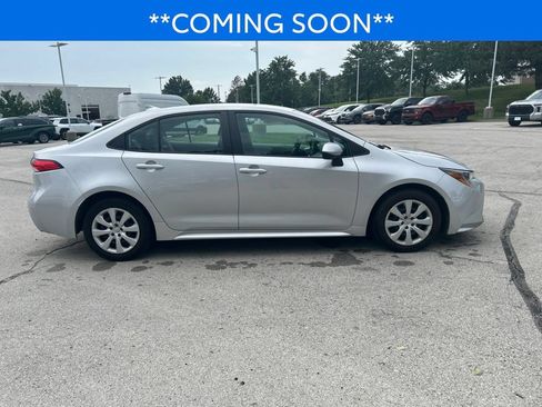 Certified 2024 Toyota Corolla LE FWD image 4