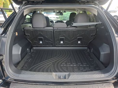 Used 2024 Subaru Crosstrek 2.0i Premium w/ Popular Package #3 image 27