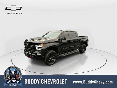 Used 2026 Chevrolet Silverado 1500 LT Trail Boss w/ LT Trail Boss Premium Package AWD/4WD image 4