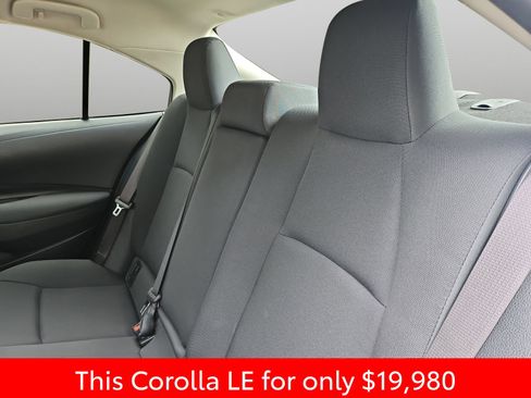 Used 2023 Toyota Corolla LE FWD image 41