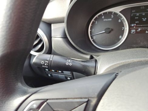 New 2025 Nissan Versa S image 38