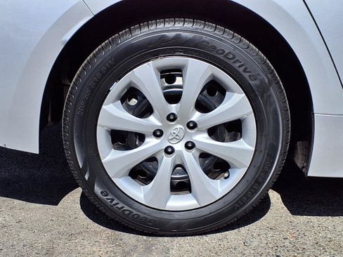 Certified 2024 Toyota Corolla LE FWD image 7