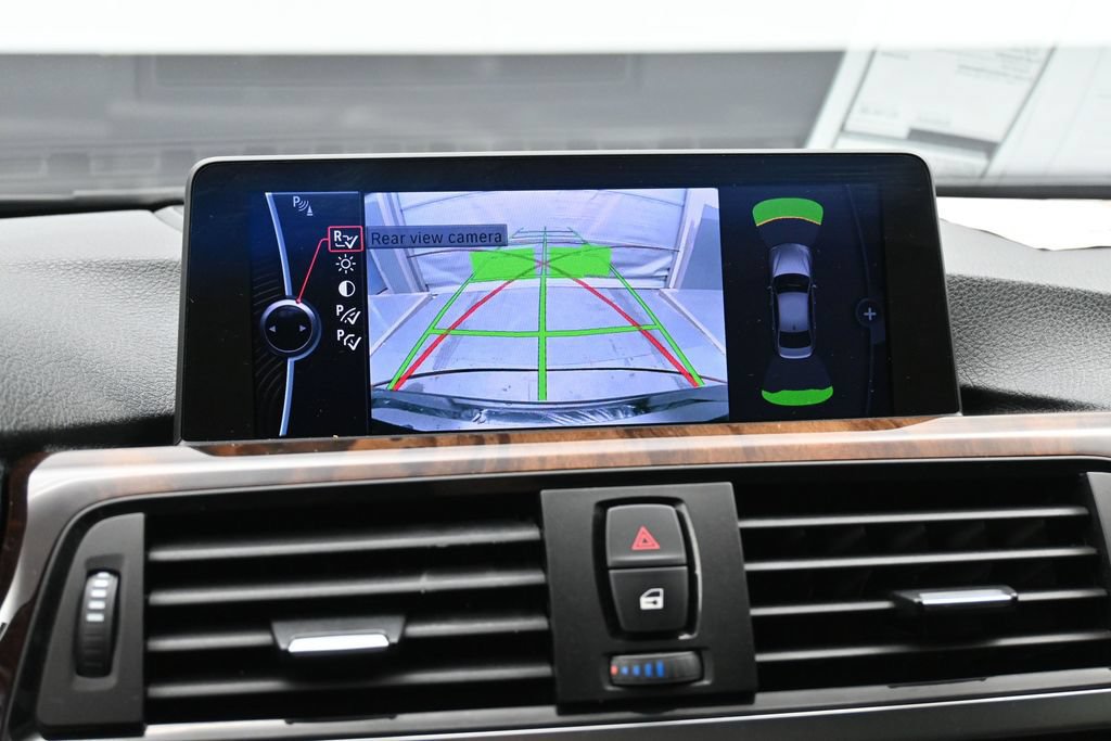Used 2013 BMW 328i xDrive Sedan AWD/4WD image 12