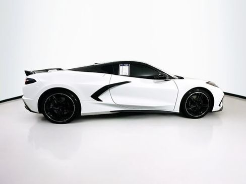 Used 2020 Chevrolet Corvette Stingray Preferred Cpe w/ 2LT Preferred Equipment Group RWD image 9