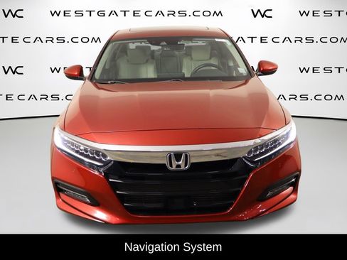 Used 2018 Honda Accord Touring image 2