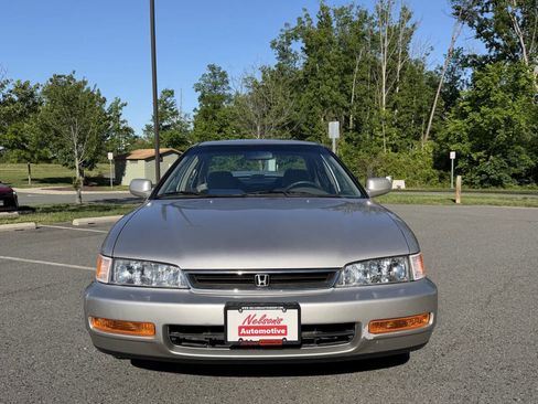 Used 1996 Honda Accord LX image 8