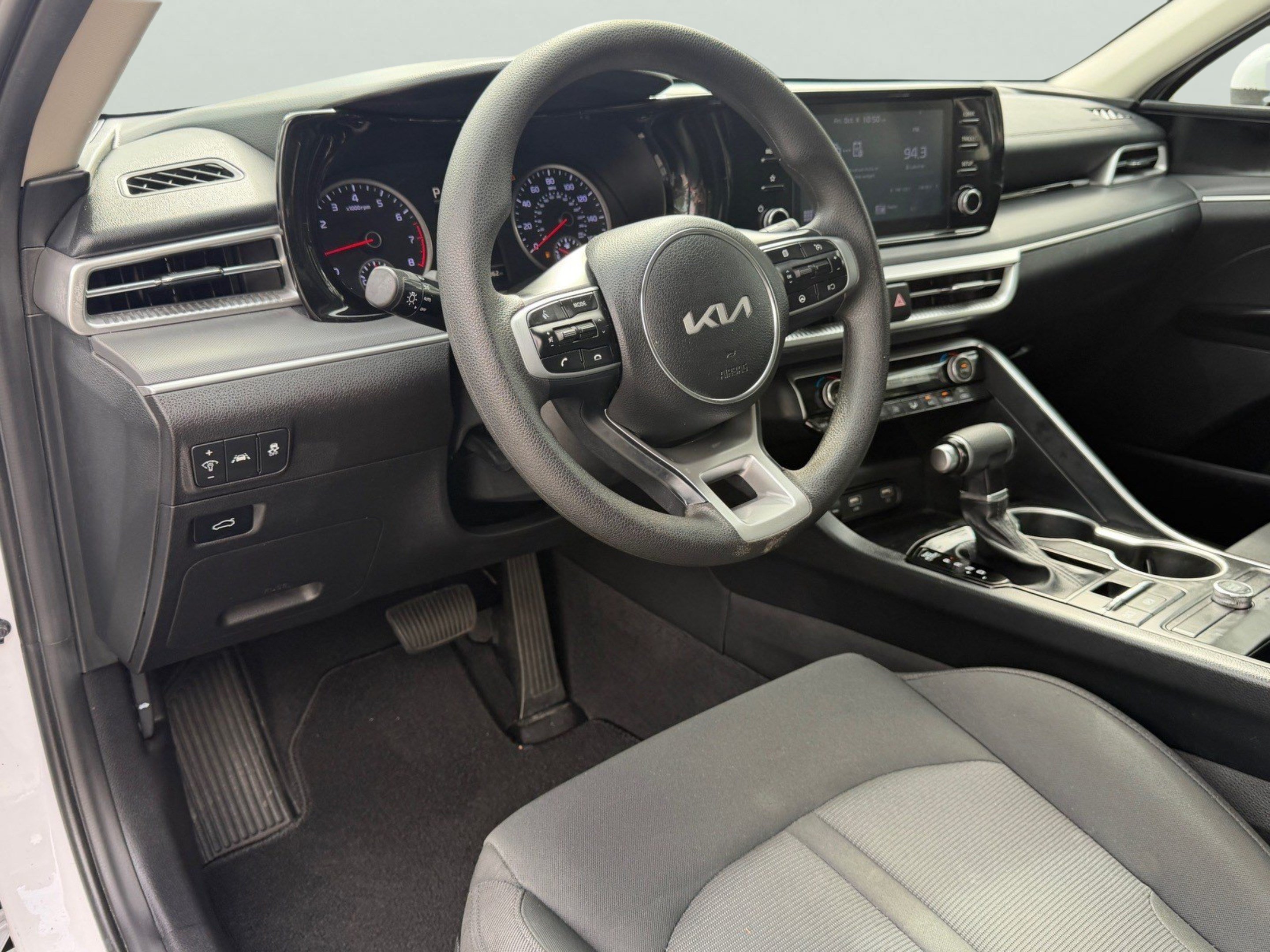 Used 2023 Kia K5 LXS FWD image 14