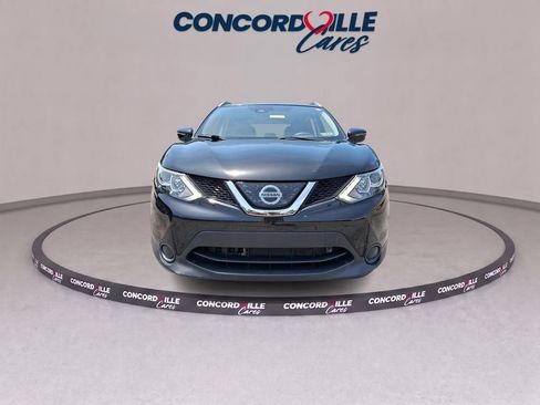 Used 2019 Nissan Rogue Sport SV AWD/4WD image 2