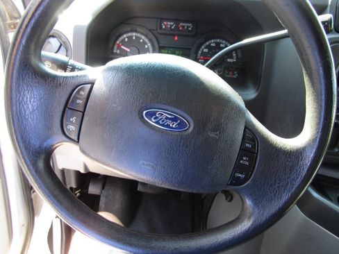 Used 2013 Ford E-250 and Econoline 250 w/ PWR Group image 17
