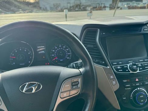 Used 2015 Hyundai Santa Fe Sport w/ Option Group 04 image 15