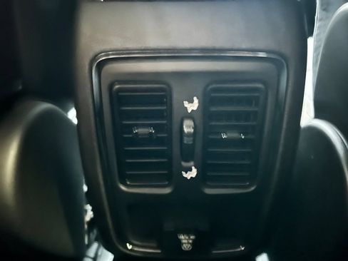 Used 2014 Jeep Grand Cherokee Laredo w/ Security & Convenience Group AWD/4WD image 20