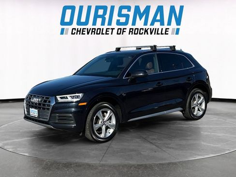 Used 2020 Audi Q5 2.0T Premium Plus w/ Premium Plus Package image 2