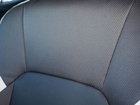 New 2026 Toyota Camry Hybrid FWD image 29