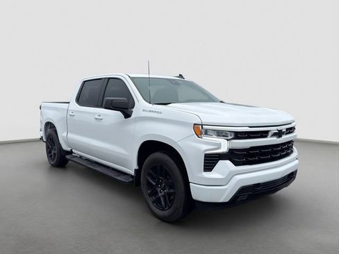Used 2024 Chevrolet Silverado 1500 RST RWD image 8