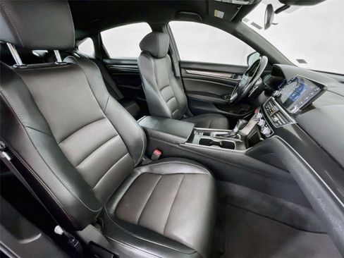 Used 2020 Honda Accord Sport image 30
