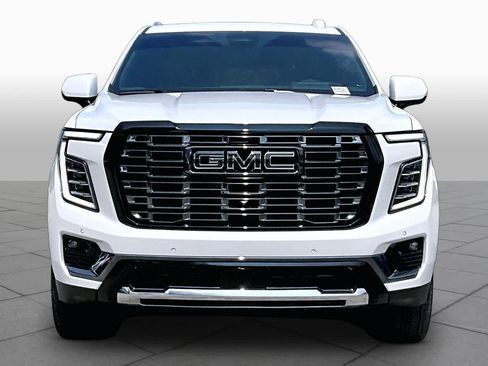Used 2025 GMC Yukon XL Denali Ultimate AWD/4WD image 4