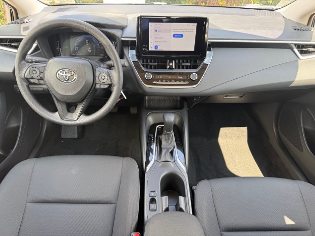 Used 2026 Toyota Corolla LE FWD image 20