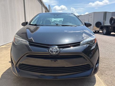 Used 2018 Toyota Corolla LE FWD image 8