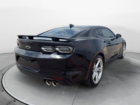 Used 2019 Chevrolet Camaro SS RWD image 5