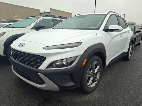 Used 2023 Hyundai Kona SEL w/ Convenience Package image 3