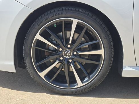 Used 2019 Toyota Camry XSE FWD image 26