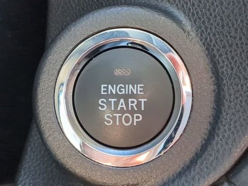 Used 2022 Subaru Outback Limited image 26