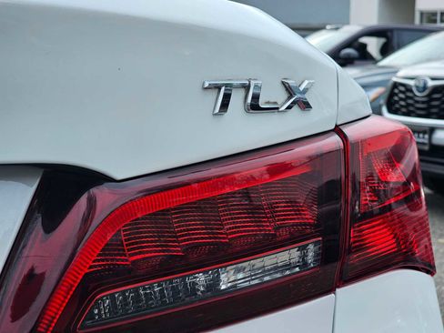 Used 2017 Acura TLX V6 w/ Technology Package image 16