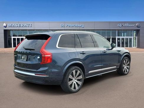 Used 2024 Volvo XC90 T8 Plus w/ Protection Package Premier AWD/4WD image 4