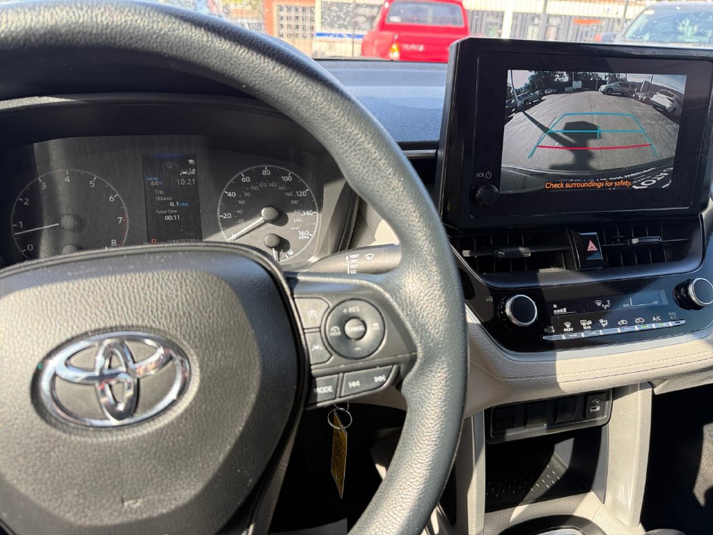 Used 2023 Toyota Corolla Cross L AWD/4WD image 38