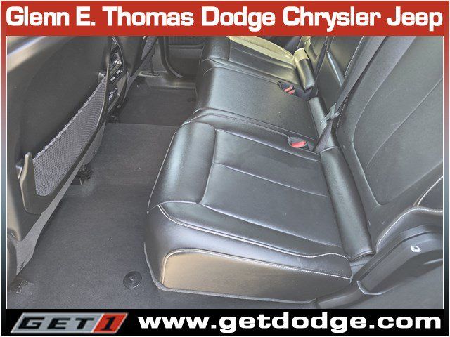 Used 2023 Jeep Grand Cherokee Limited w/ Black Appearance Package RWD image 26