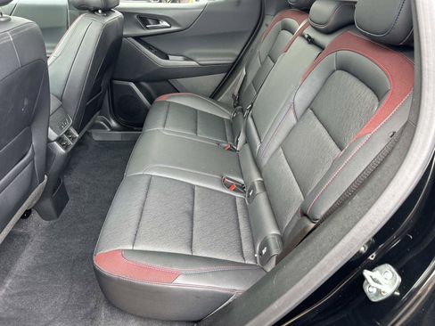 Certified 2025 Chevrolet Equinox RS w/ Convenience Package III AWD/4WD image 11