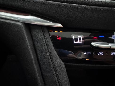 Certified 2023 Cadillac XT5 Premium Luxury AWD/4WD image 24