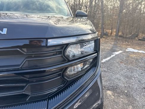 New 2026 Ford Expedition Active image 3