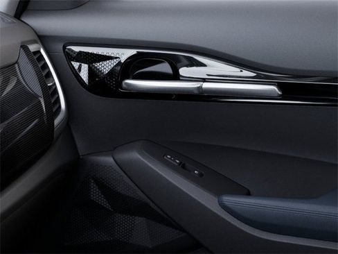 New 2024 Kia Seltos S image 25