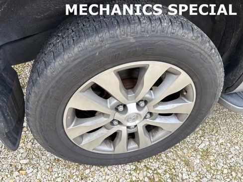 Used 2010 Toyota Sequoia Limited image 11