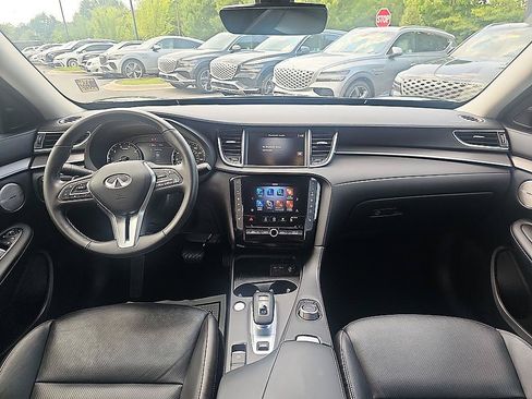 Used 2023 INFINITI QX50 Luxe FWD image 32