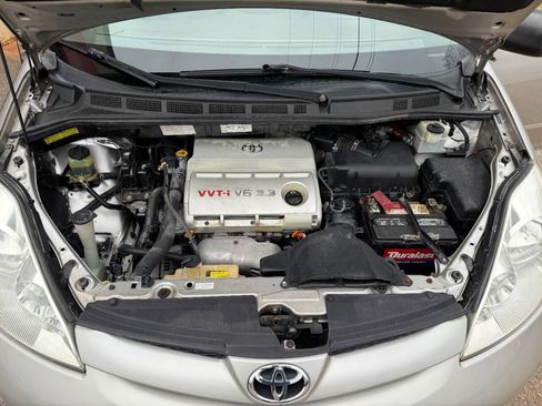 Used 2006 Toyota Sienna LE image 19