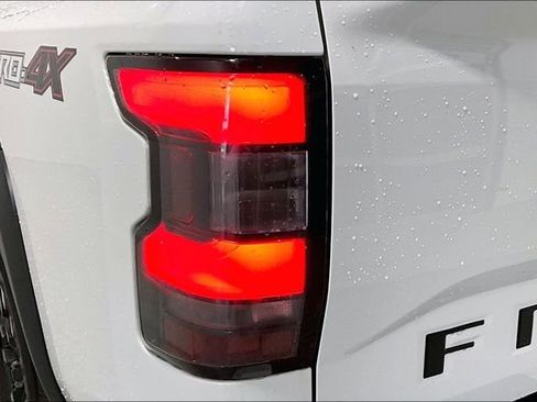 Used 2023 Nissan Frontier PRO-4X AWD/4WD image 40