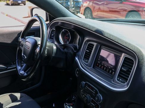 Used 2019 Dodge Charger SXT RWD image 20