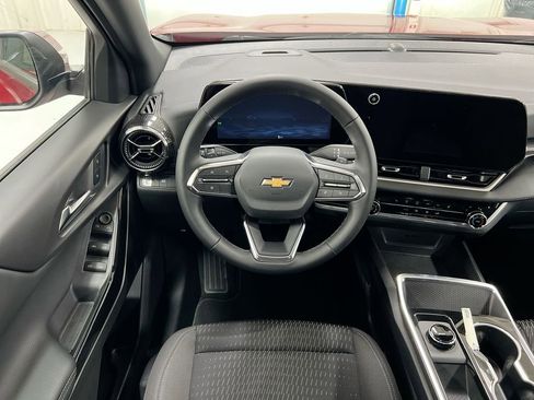 New 2026 Chevrolet Equinox LT FWD image 11