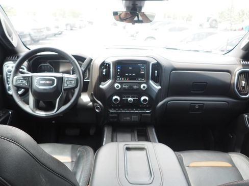 Used 2020 GMC Sierra 3500 AT4 w/ AT4 Premium Package AWD/4WD image 17