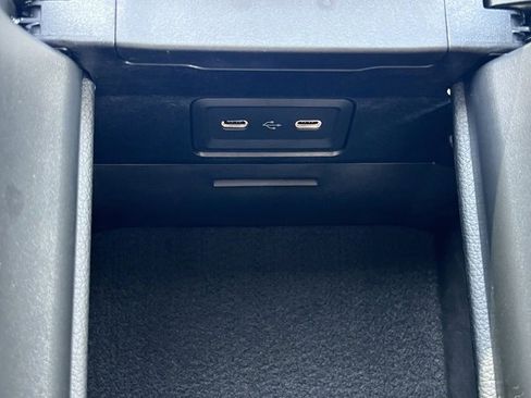 Used 2024 Mercedes-Benz C 300 C 300 image 29