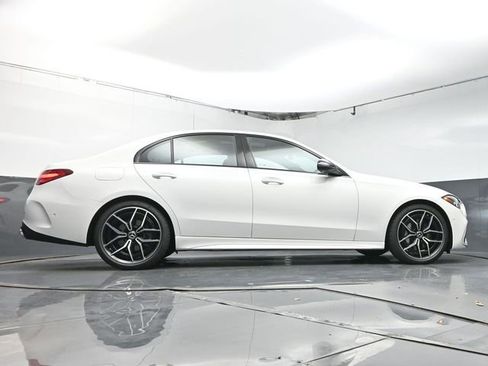Used 2025 Mercedes-Benz C 300 Sedan image 40