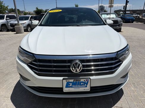 Used 2019 Volkswagen Jetta SE w/ Cold Weather Package FWD image 8