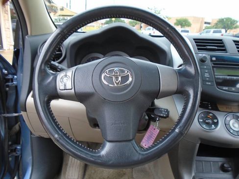 Used 2008 Toyota RAV4 Limited FWD image 15